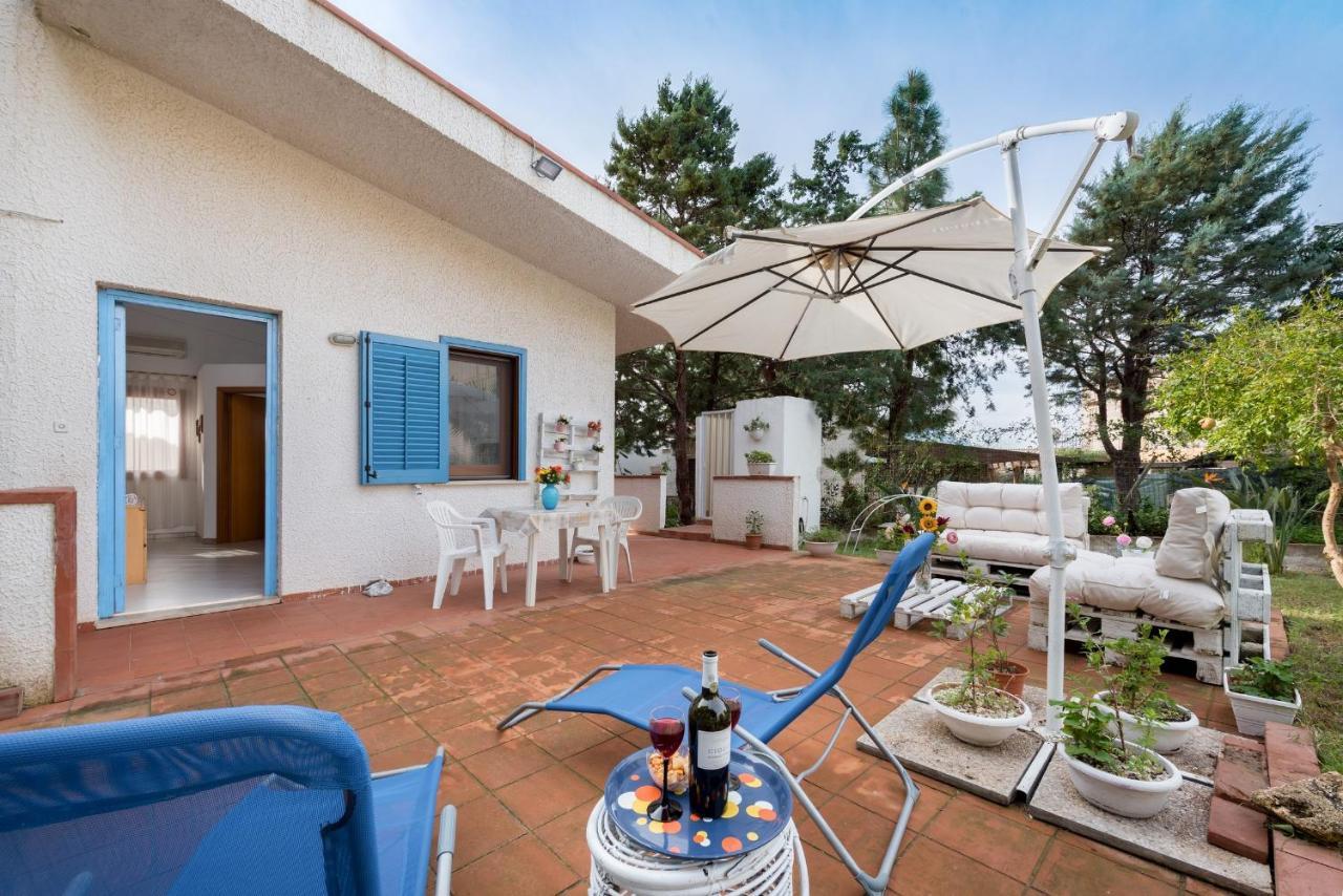 סן ויטו לו קאפו B&B Villa Il Carrubo מראה חיצוני תמונה