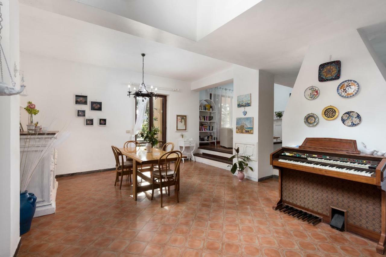 סן ויטו לו קאפו B&B Villa Il Carrubo מראה חיצוני תמונה