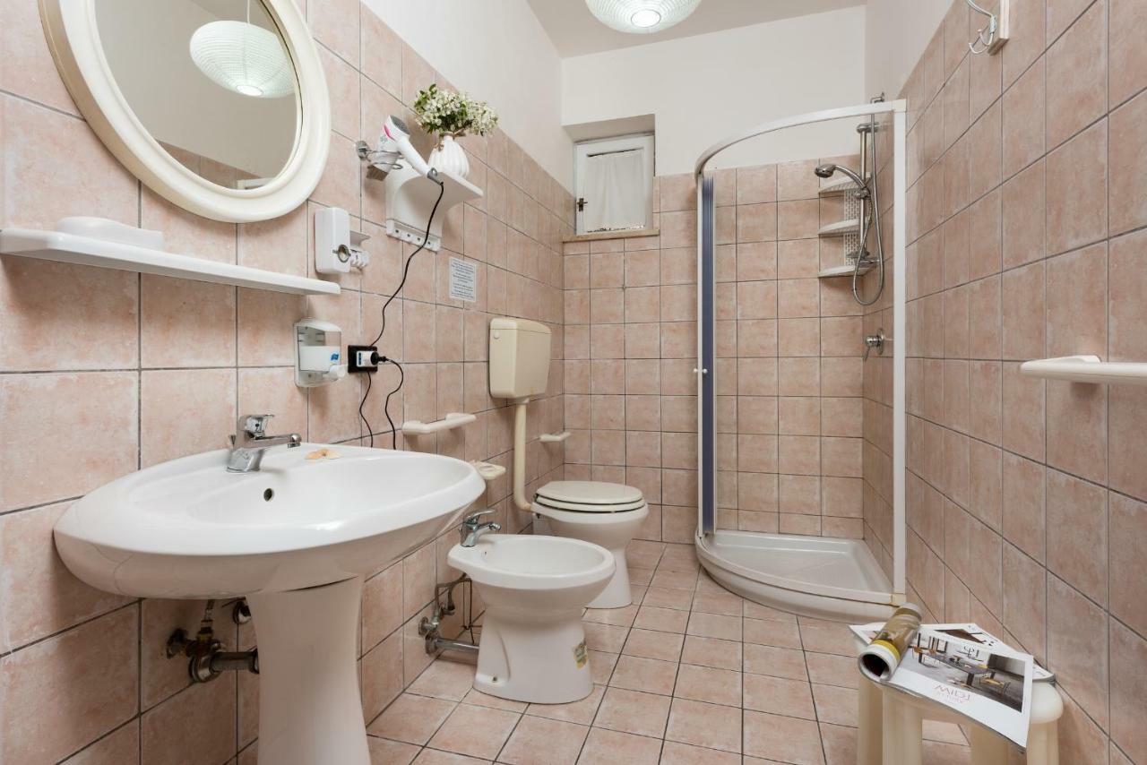 סן ויטו לו קאפו B&B Villa Il Carrubo מראה חיצוני תמונה