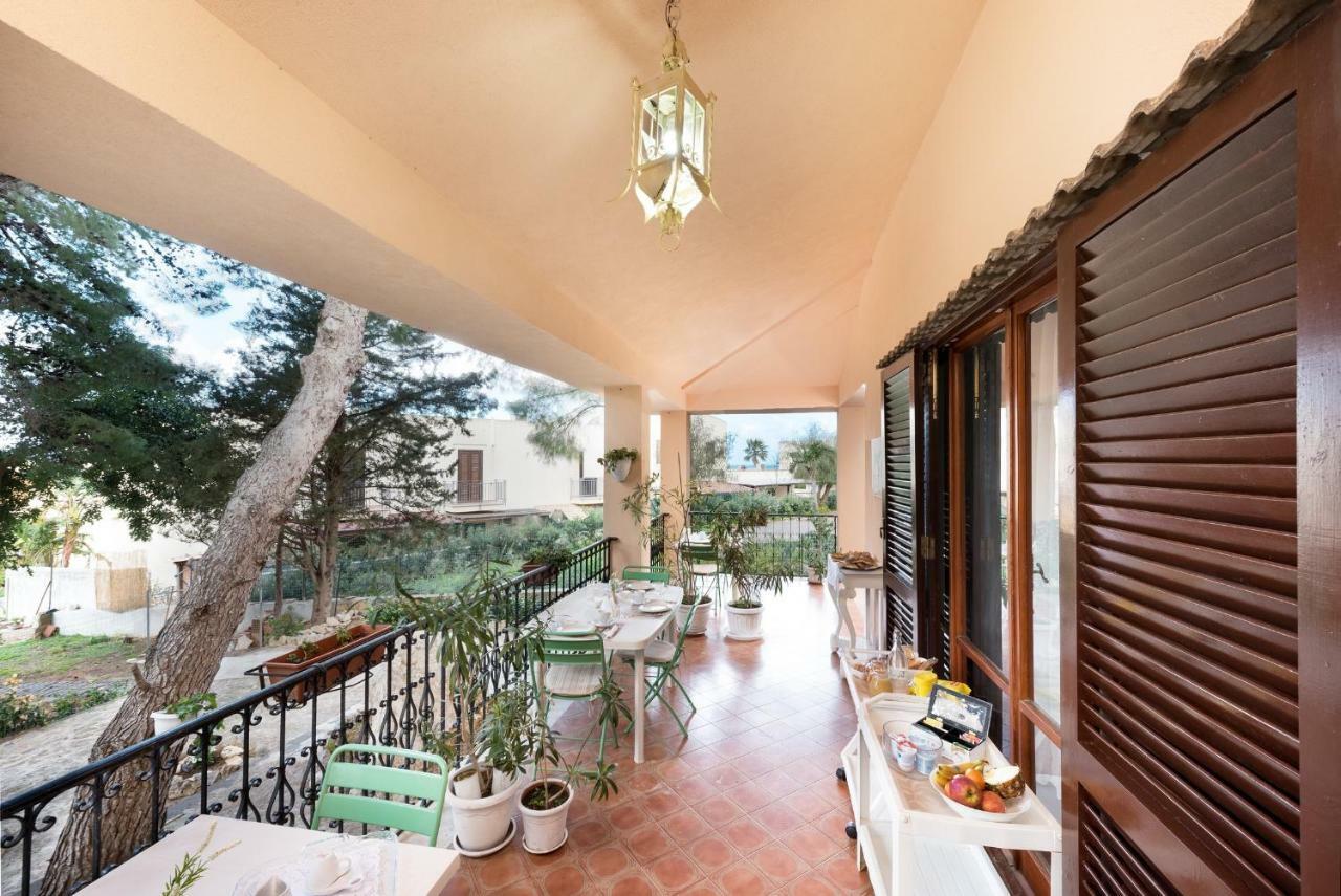 סן ויטו לו קאפו B&B Villa Il Carrubo מראה חיצוני תמונה