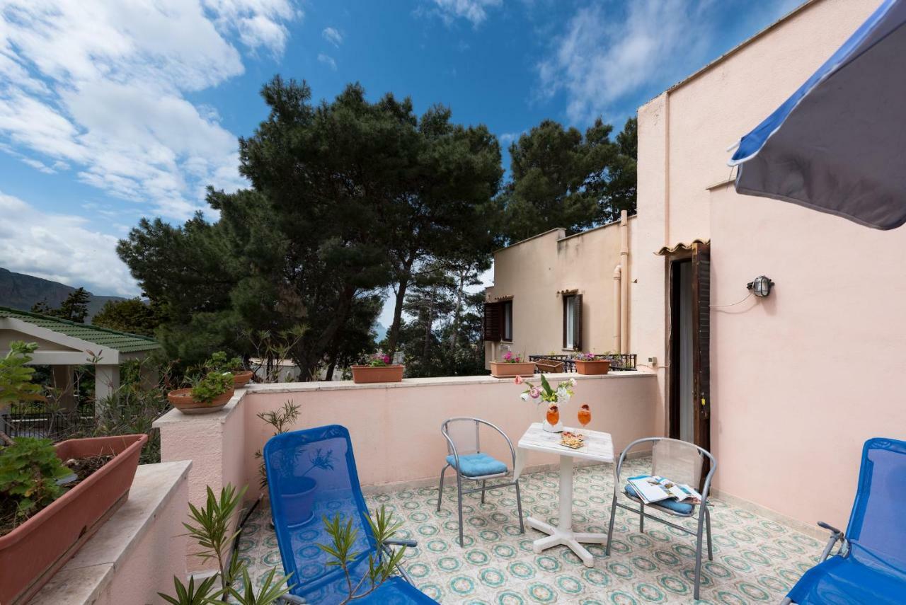 סן ויטו לו קאפו B&B Villa Il Carrubo מראה חיצוני תמונה
